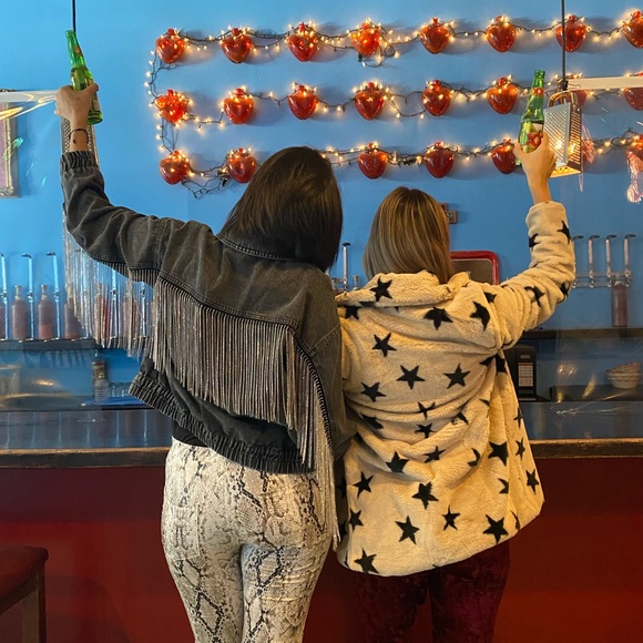 Star Print Faux Fur Coat - Picture 5 of 6